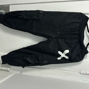 Black jogger pants